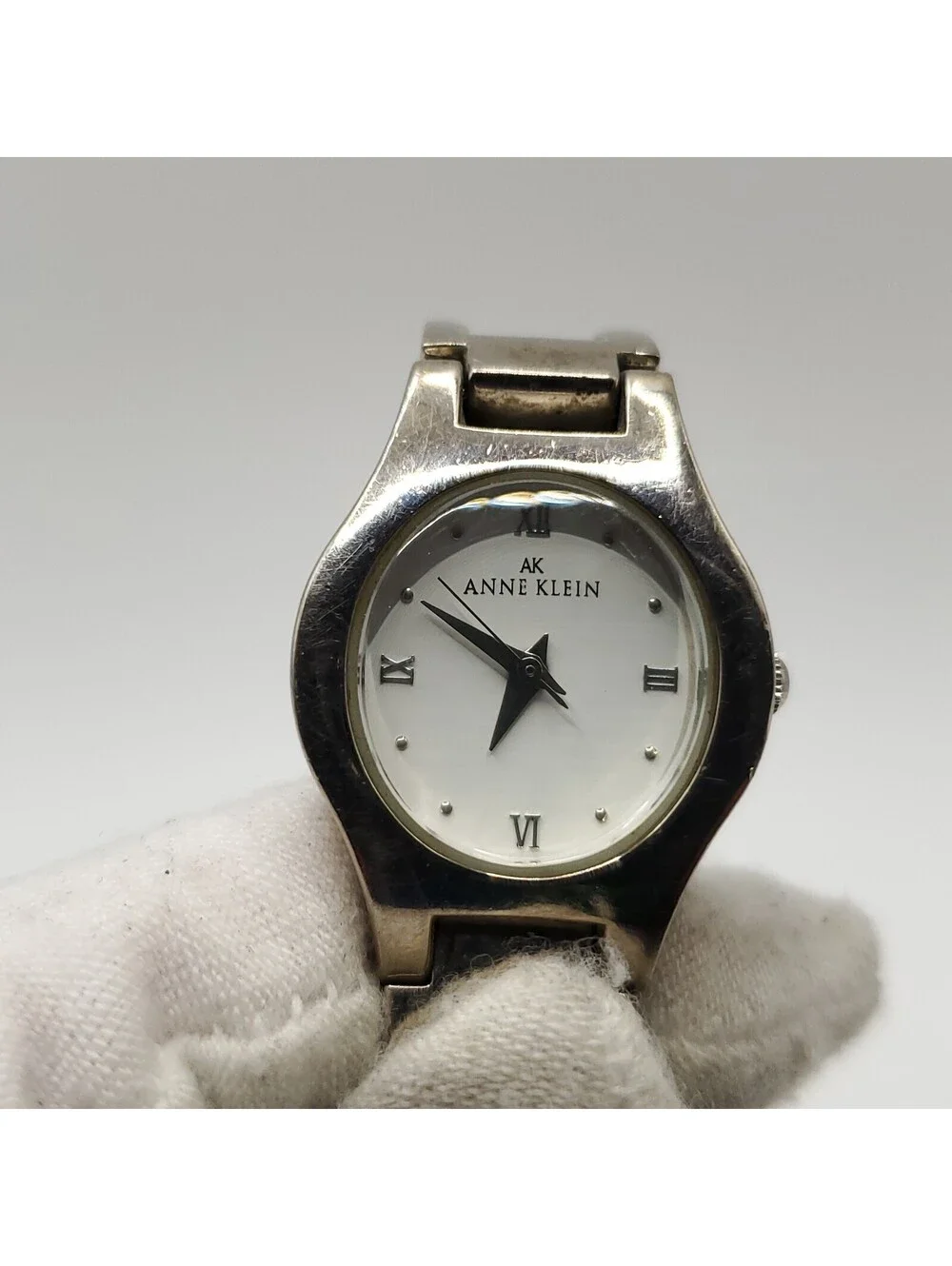 Anne Klein Quartz 22mm White Dial Silver Tone Womens Watch New Battery 6.5